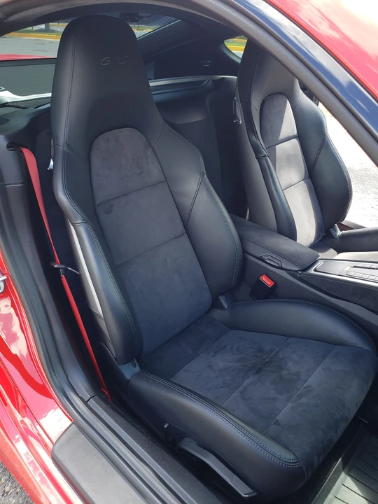 2015 Porsche 981 Cayman GTS - Image 8 of 18