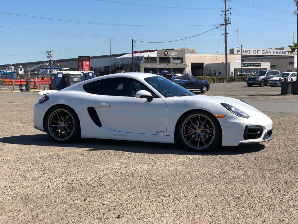 2015 Porsche 981 Cayman GTS - Image 2 of 12