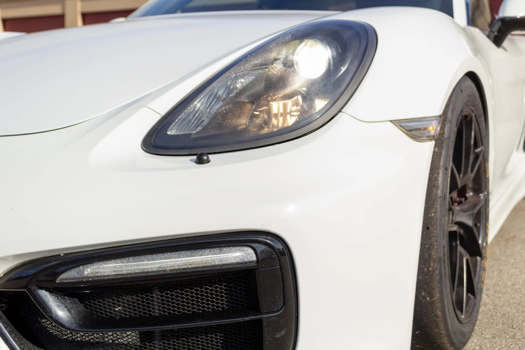 2015 Porsche 981 Cayman - Image 29 of 31