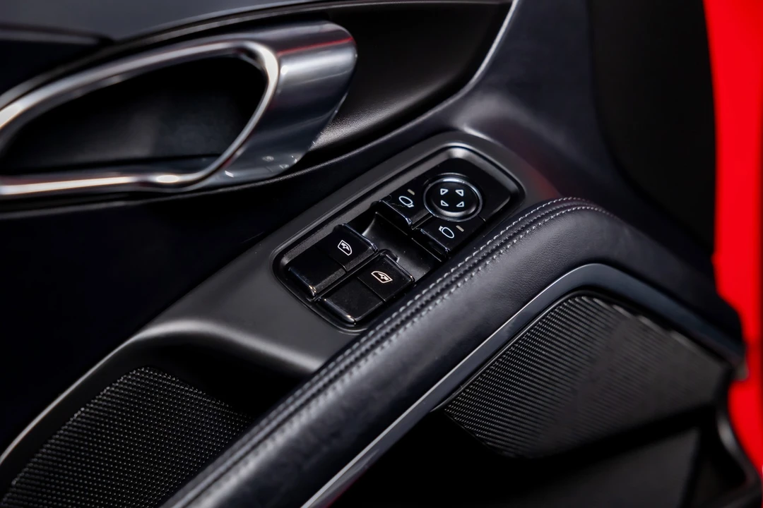 2015 Porsche 981 Cayman GTS - Image 19 of 21