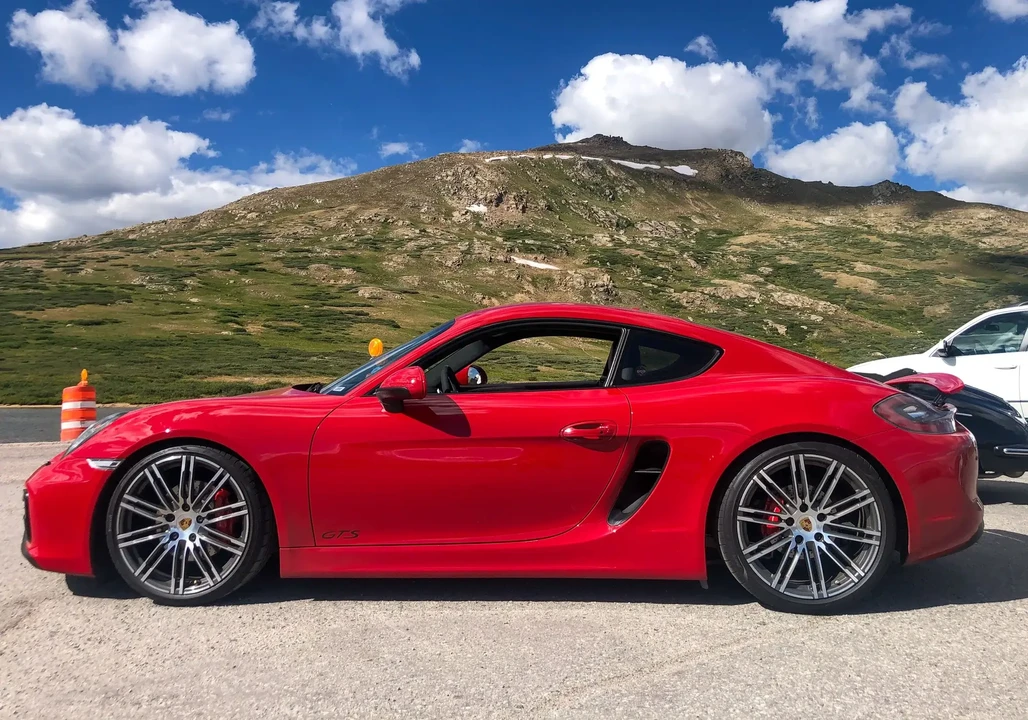 2015 Porsche 981 Cayman GTS - Image 2 of 6