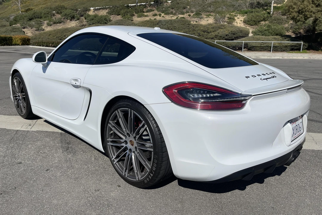 2015 Porsche 981 Cayman GTS - Image 4 of 31