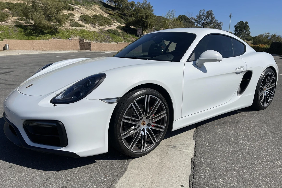 2015 Porsche 981 Cayman GTS - Image 3 of 31