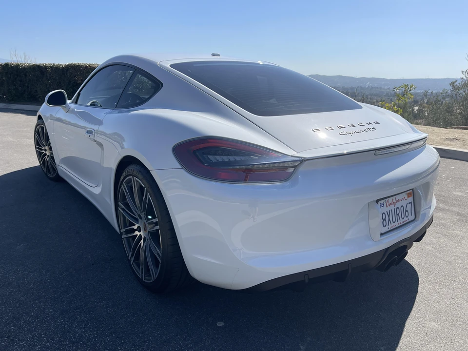 2015 Porsche 981 Cayman GTS - Image 13 of 31