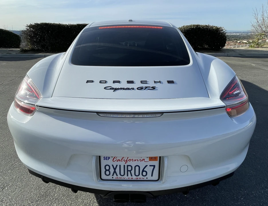 2015 Porsche 981 Cayman GTS - Image 15 of 31