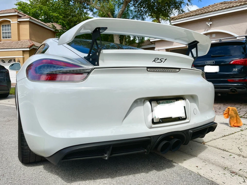 2015 Porsche 981 Cayman GTS - Image 5 of 24