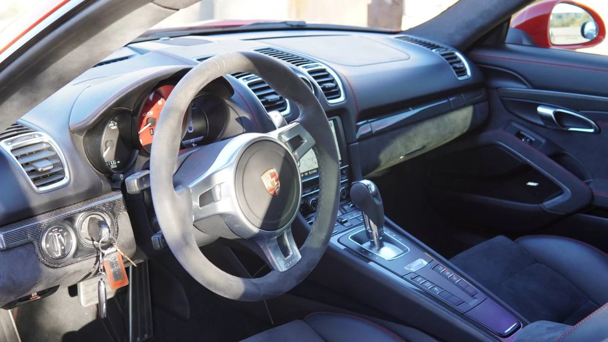 2015 Porsche 981 Cayman GTS - Image 10 of 24