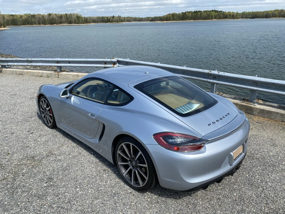 2015 Porsche 981 Cayman GTS - Image 10 of 31