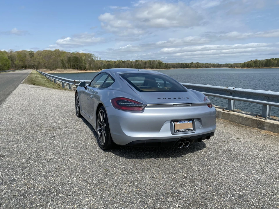 2015 Porsche 981 Cayman GTS - Image 11 of 31