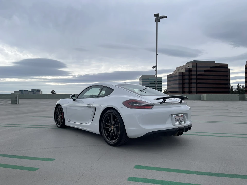 2015 Porsche 981 Cayman GTS - Image 5 of 31