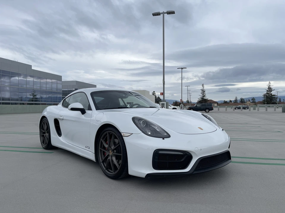 2015 Porsche 981 Cayman GTS - Image 9 of 31