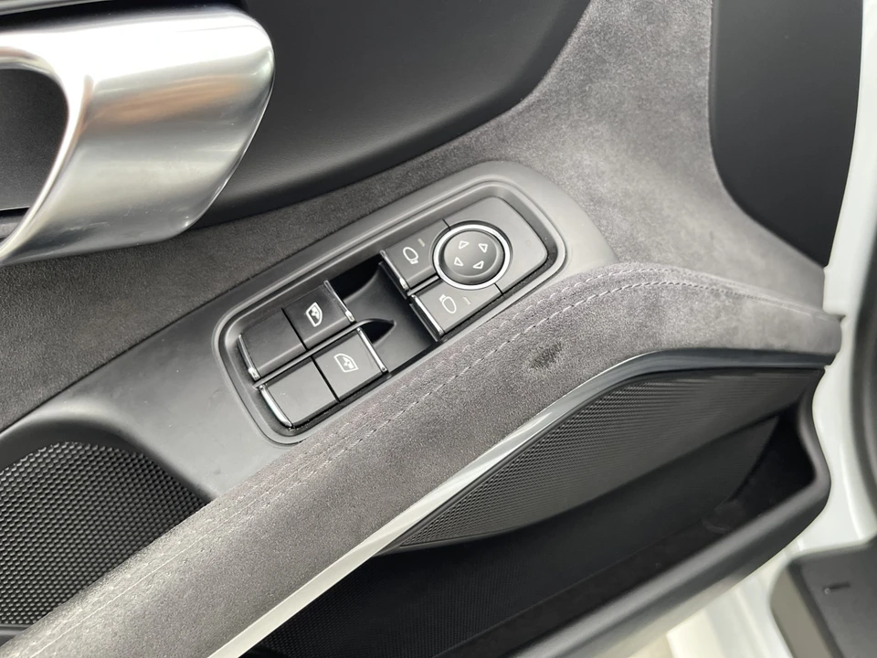 2015 Porsche 981 Cayman GTS - Image 23 of 31