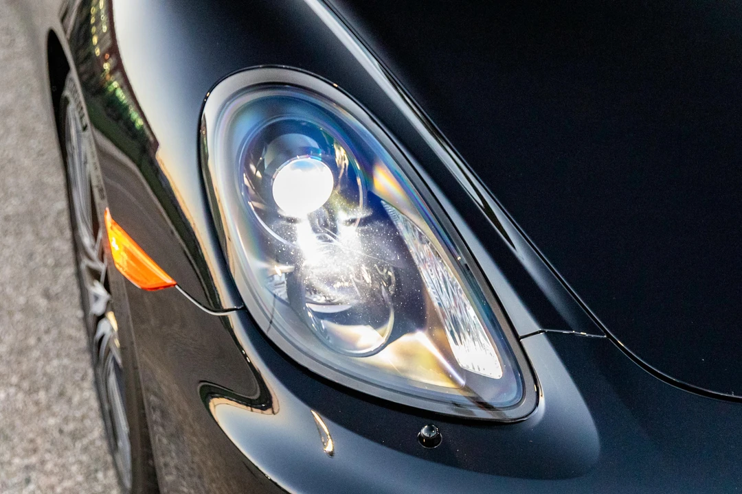 2015 Porsche 981 Cayman GTS - Image 11 of 31