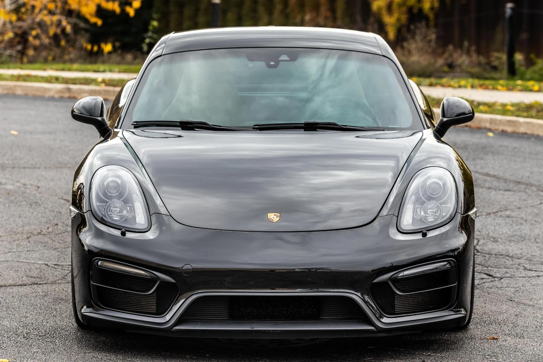 2015 Porsche 981 Cayman GTS - Image 2 of 31