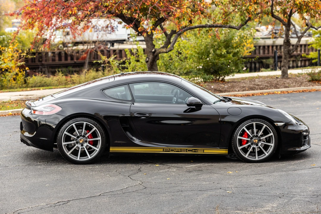 2015 Porsche 981 Cayman GTS - Image 10 of 31