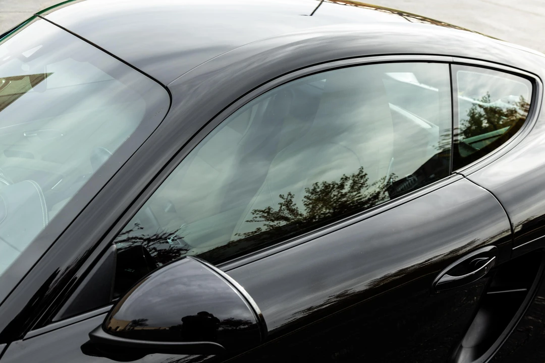 2015 Porsche 981 Cayman GTS - Image 27 of 31