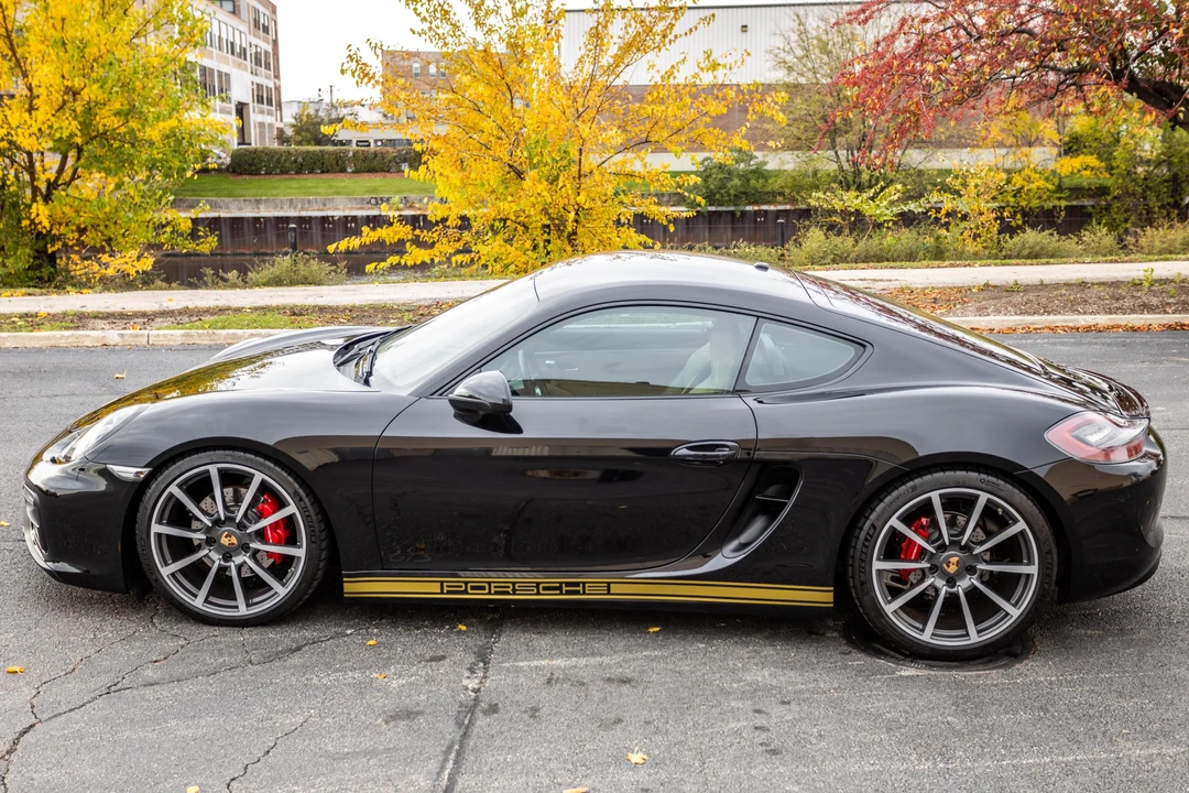 2015 Porsche 981 Cayman GTS - Image 3 of 31