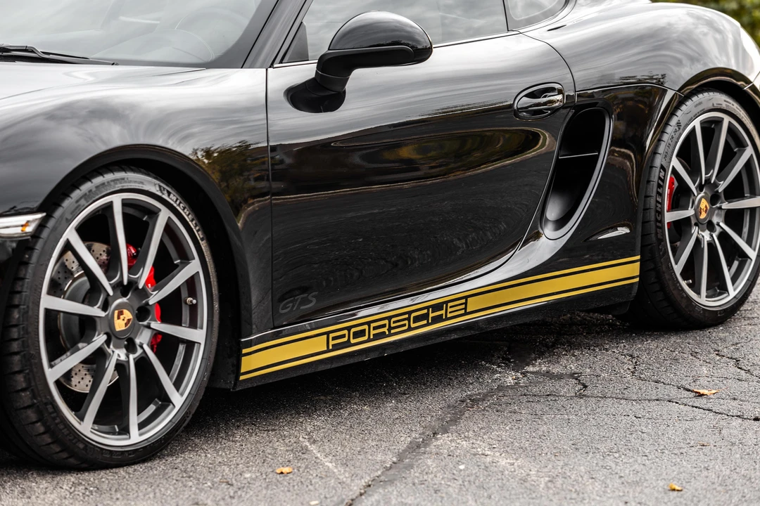 2015 Porsche 981 Cayman GTS - Image 25 of 31