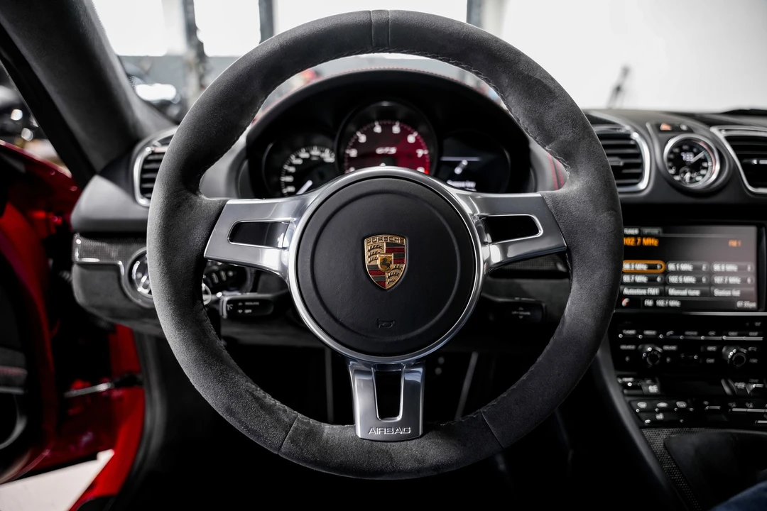 2015 Porsche 981 Cayman GTS - Image 9 of 21