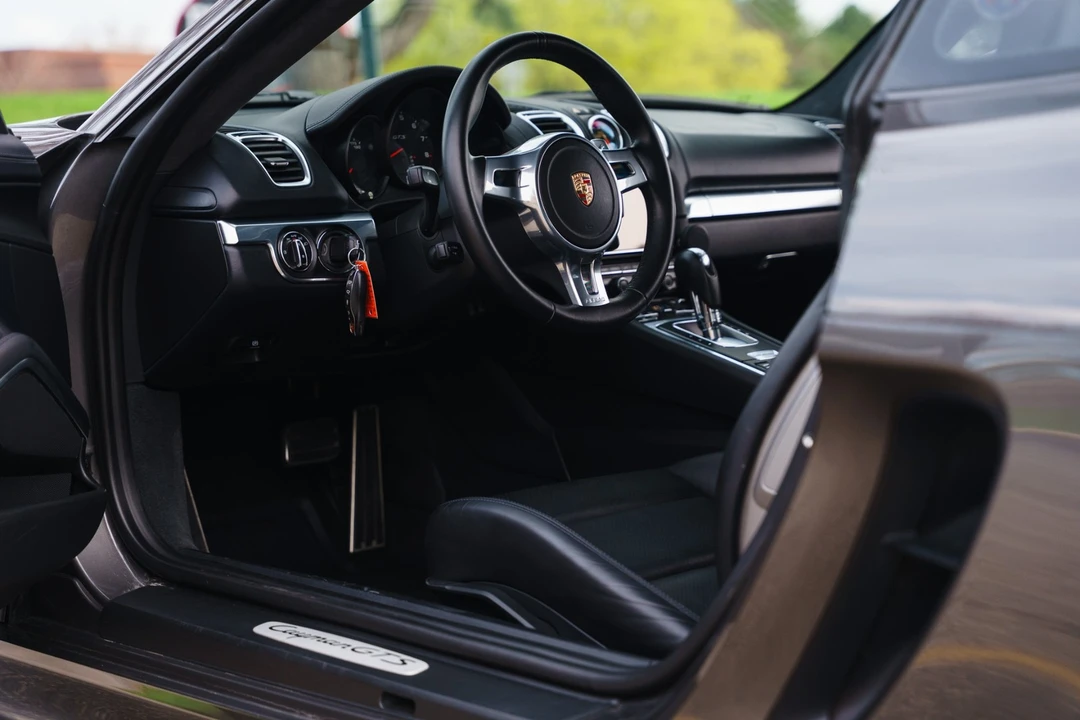 2015 Porsche 981 Cayman GTS - Image 29 of 31