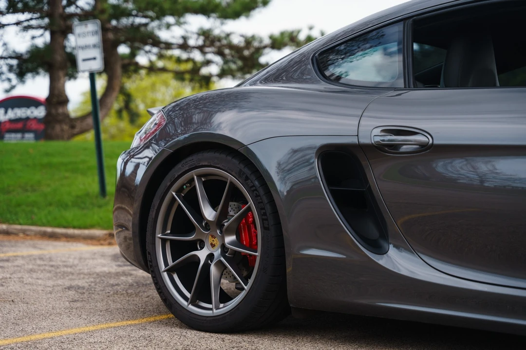 2015 Porsche 981 Cayman GTS - Image 27 of 31