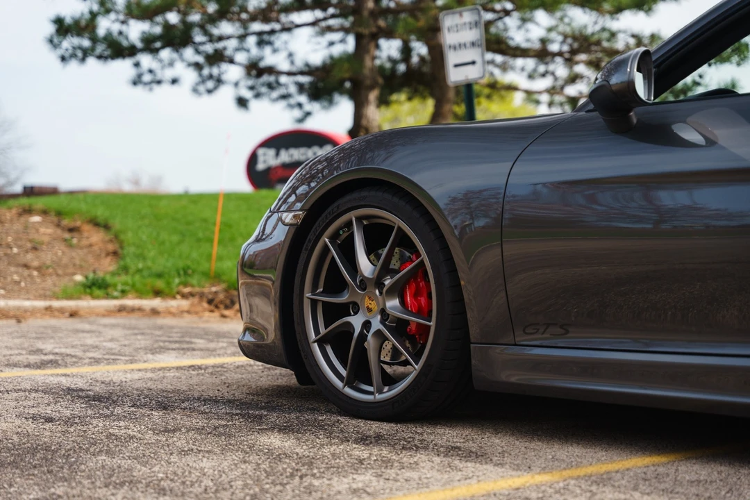 2015 Porsche 981 Cayman GTS - Image 13 of 31