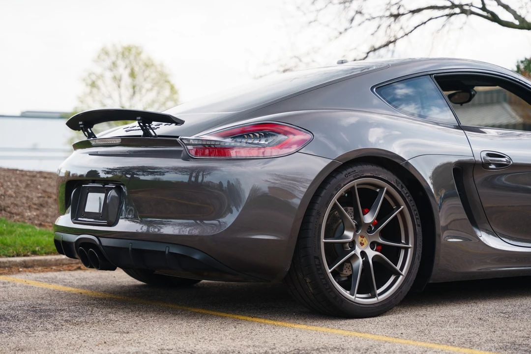 2015 Porsche 981 Cayman GTS - Image 21 of 31