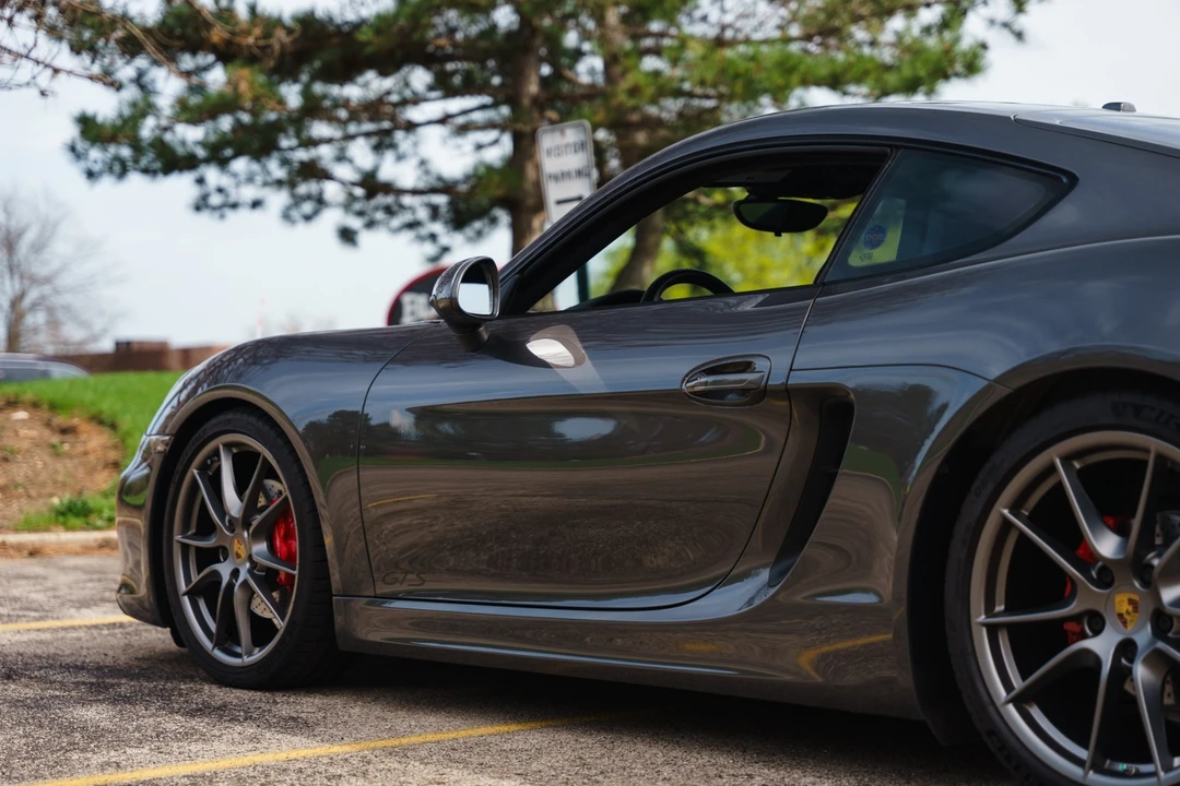 2015 Porsche 981 Cayman GTS - Image 12 of 31