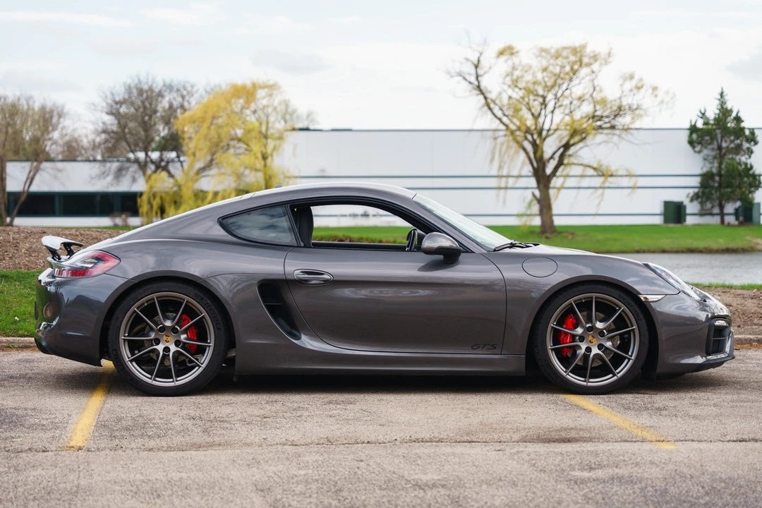 2015 Porsche 981 Cayman GTS - Image 16 of 31