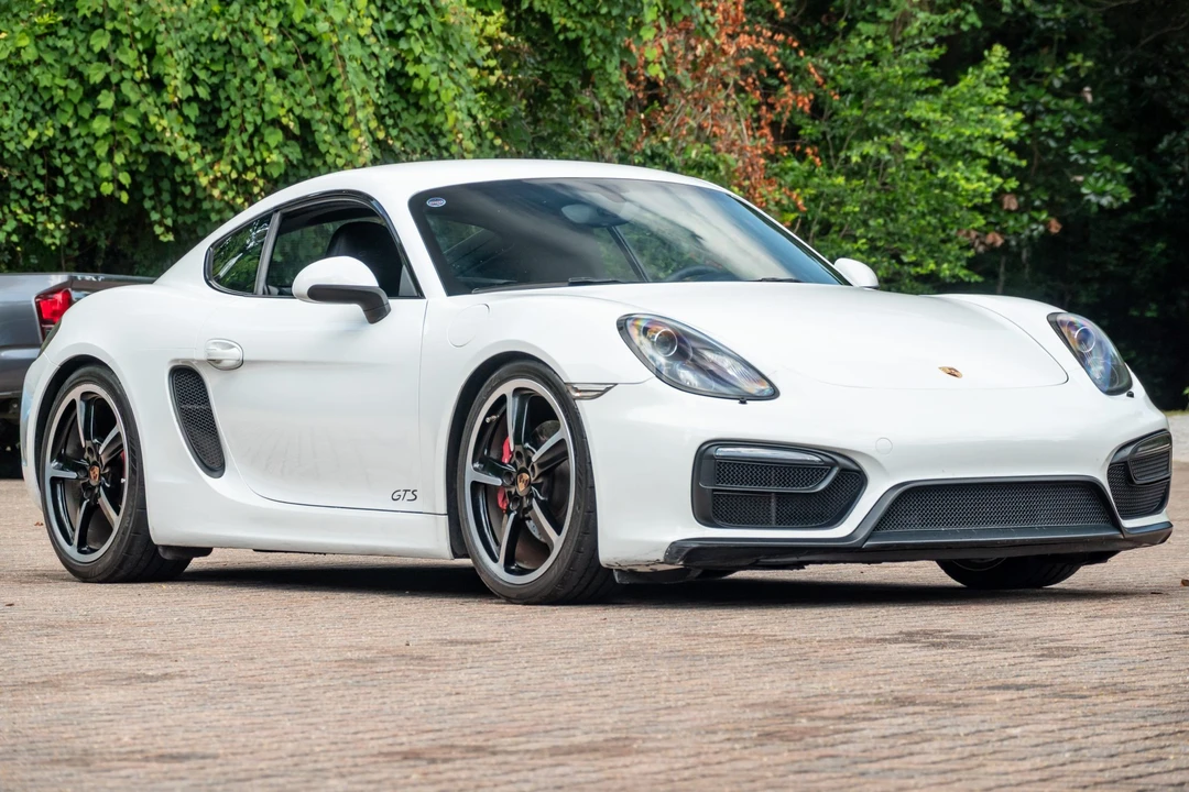 2015 Porsche 981 Cayman GTS - Image 6 of 31