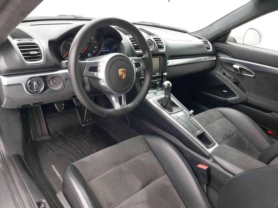 2015 Porsche 981 Cayman GTS - Image 4 of 5
