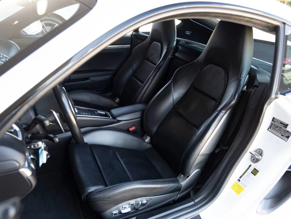 2015 Porsche 981 Cayman GTS - Image 5 of 5