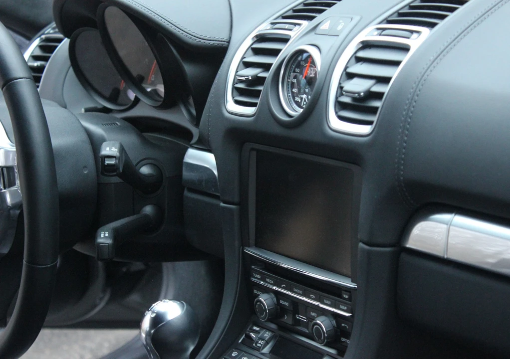 2015 Porsche 981 Cayman GTS - Image 15 of 21