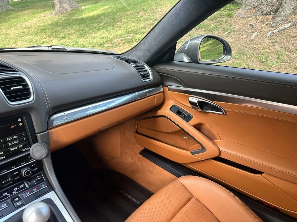 2015 Porsche 981 Cayman GTS - Image 13 of 31