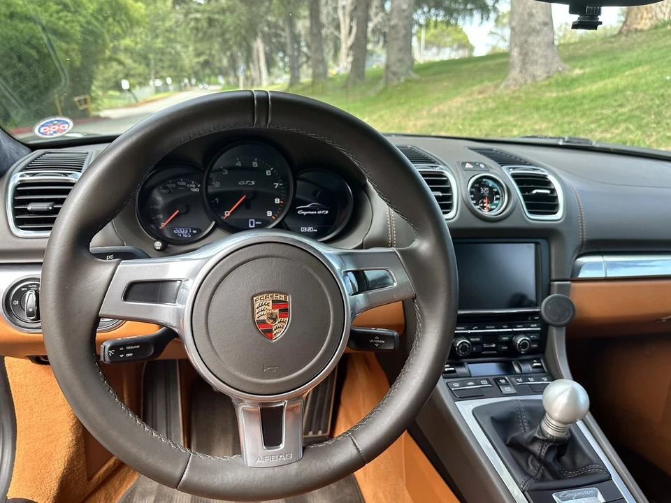 2015 Porsche 981 Cayman GTS - Image 14 of 31