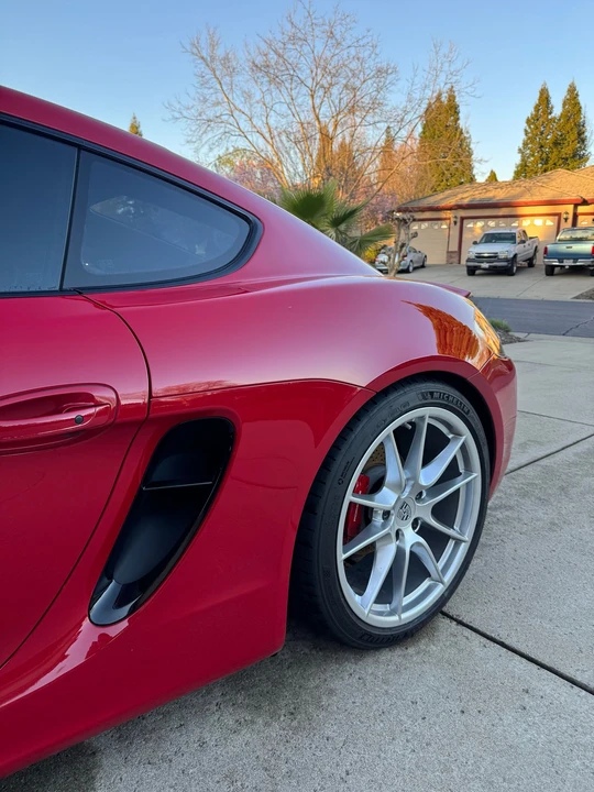 2015 Porsche 981 Cayman GT4 - Image 4 of 31