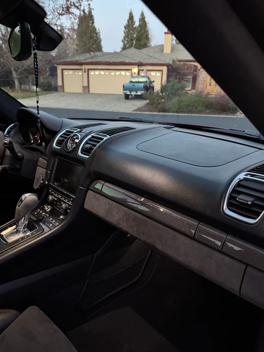2015 Porsche 981 Cayman GTS - Image 20 of 25
