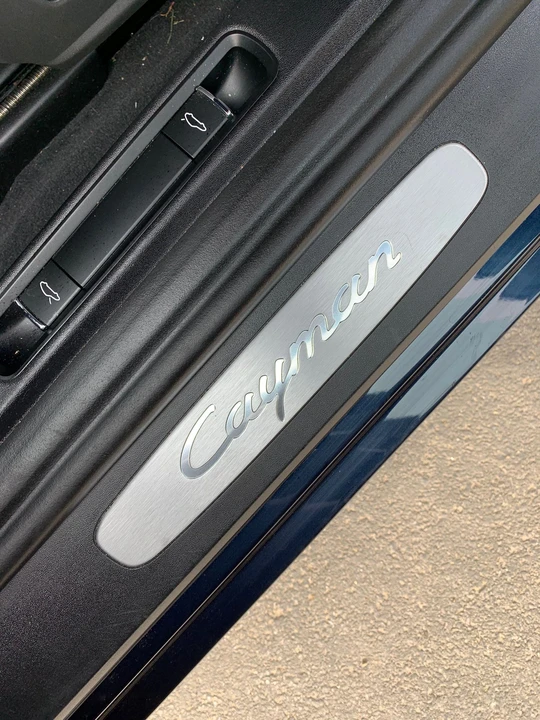 2015 Porsche 981 Cayman - Image 17 of 24