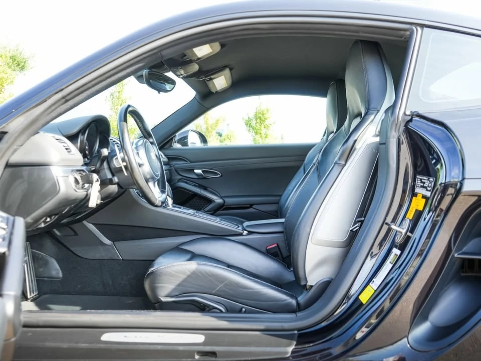 2015 Porsche 981 Cayman - Image 15 of 20