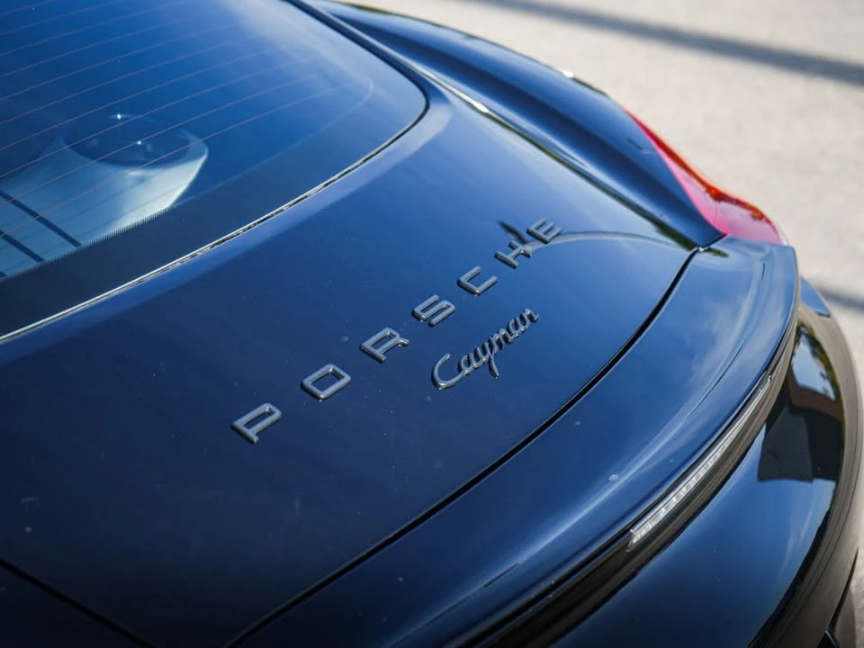 2015 Porsche 981 Cayman - Image 12 of 20
