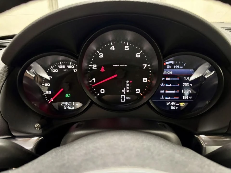2015 Porsche 981 Cayman - Image 19 of 20