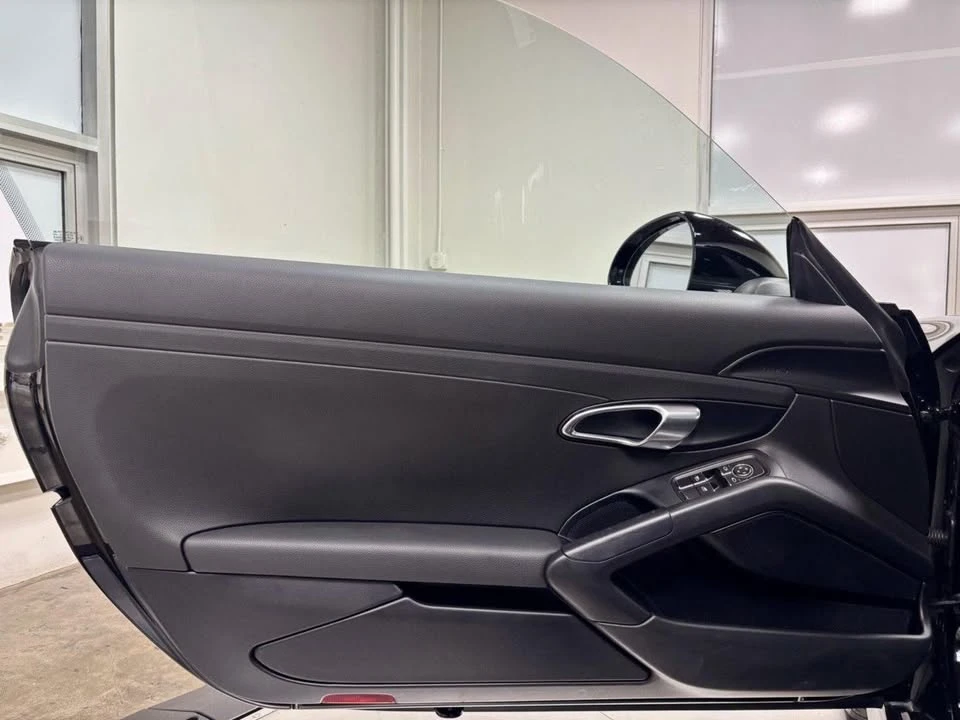 2015 Porsche 981 Cayman - Image 12 of 20