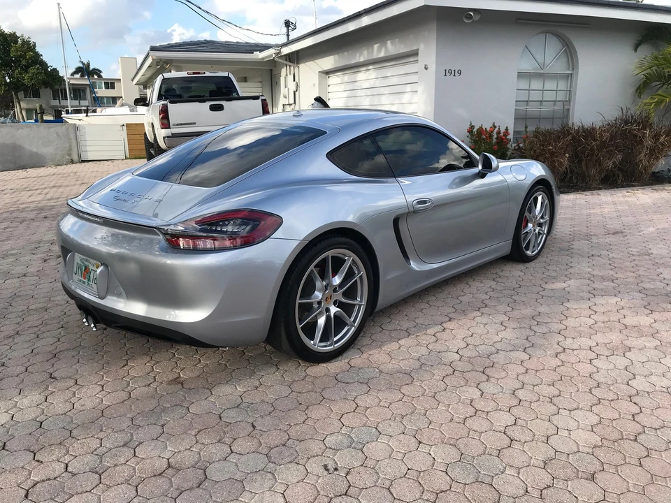 2015 Porsche 981 Cayman S - Image 6 of 28