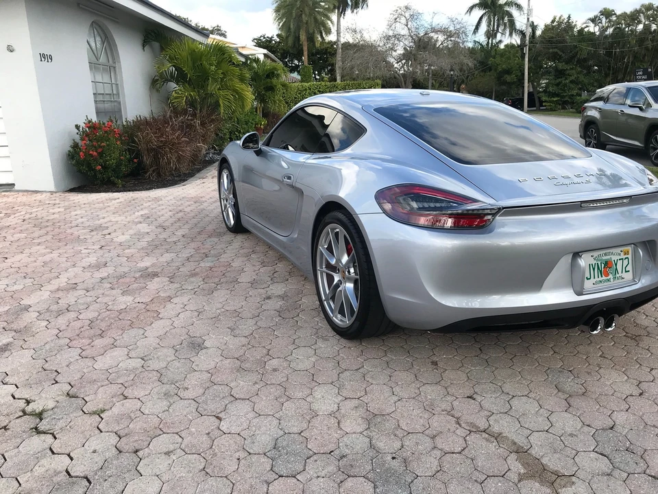 2015 Porsche 981 Cayman S - Image 4 of 28