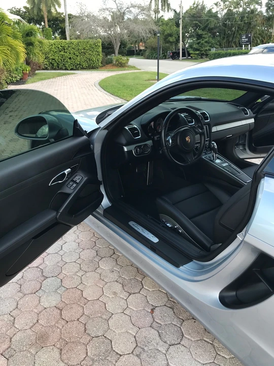 2015 Porsche 981 Cayman S - Image 25 of 28