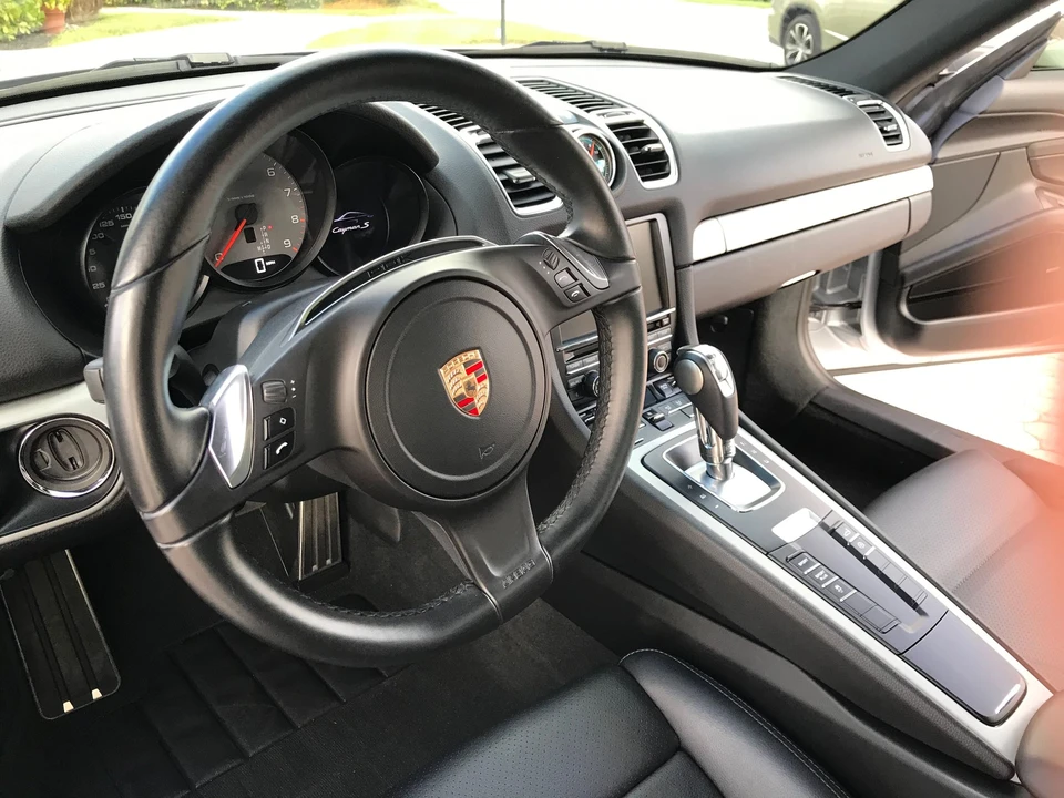 2015 Porsche 981 Cayman S - Image 24 of 28