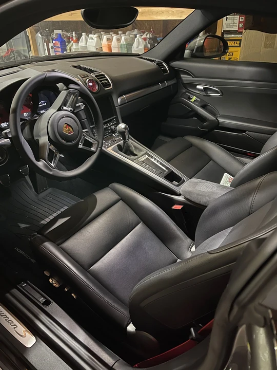 2015 Porsche 981 Cayman S - Image 5 of 6