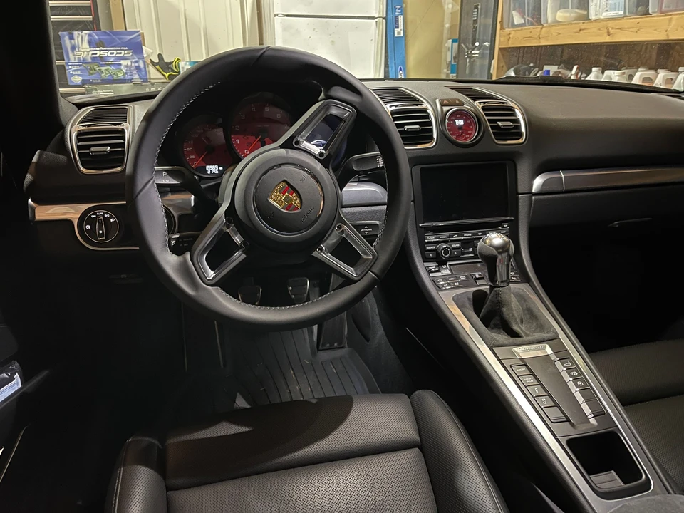 2015 Porsche 981 Cayman S - Image 4 of 6