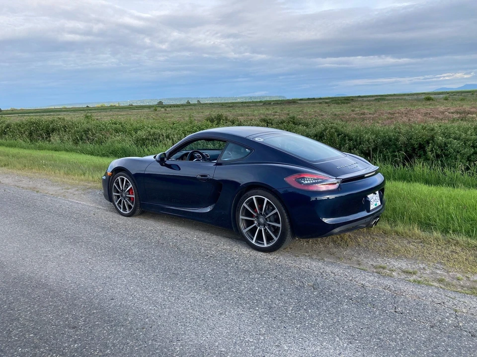 2015 Porsche 981 Cayman S - Image 2 of 23