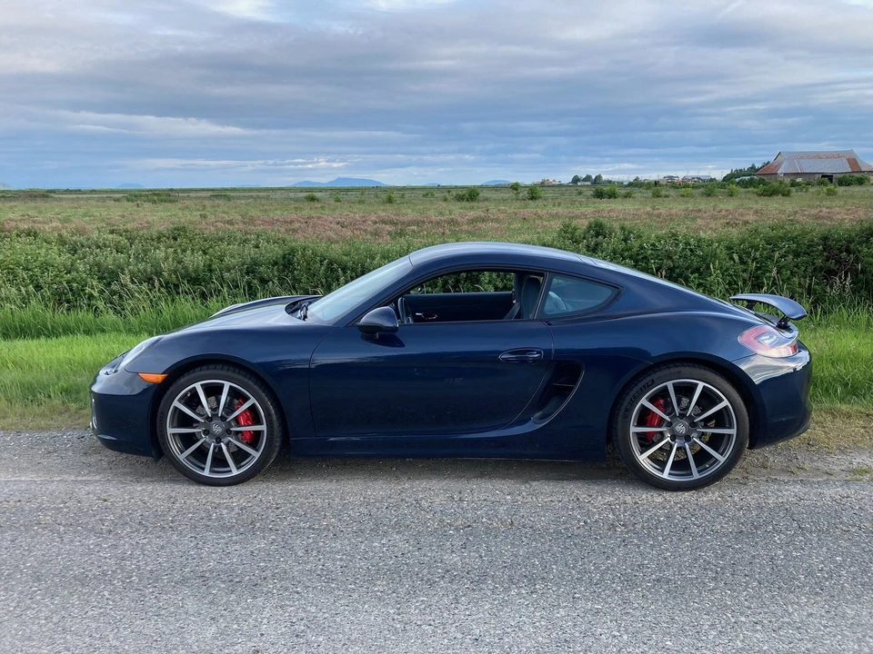 2015 Porsche 981 Cayman S - Image 19 of 23